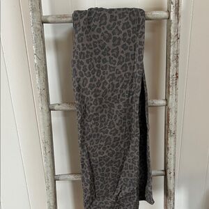 Wild Fable Gray Leopard Print Jeans